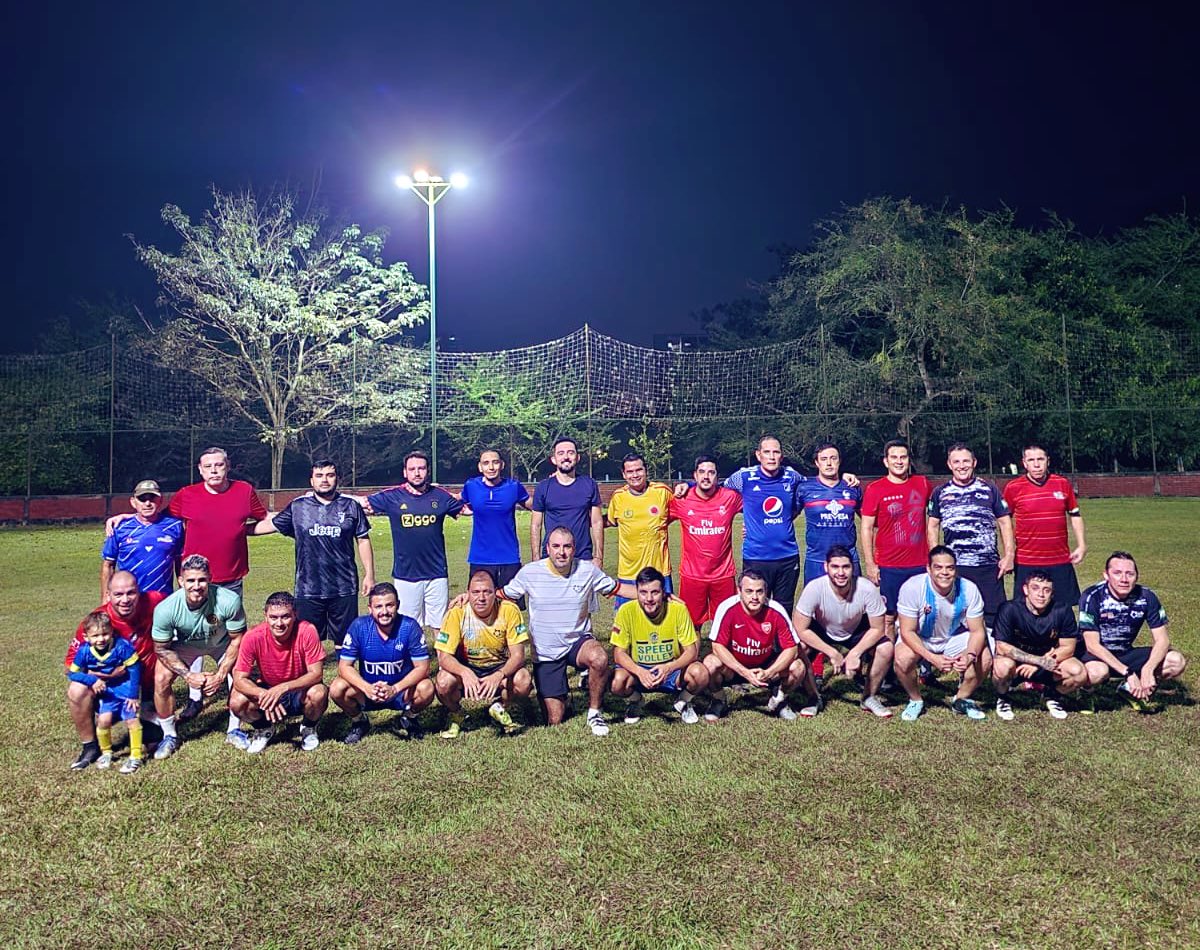 Futsenior1's tweet photo. 💪⚽️💯

#futsenior #Bucaramanga https://t.co/aadOtJoPPr