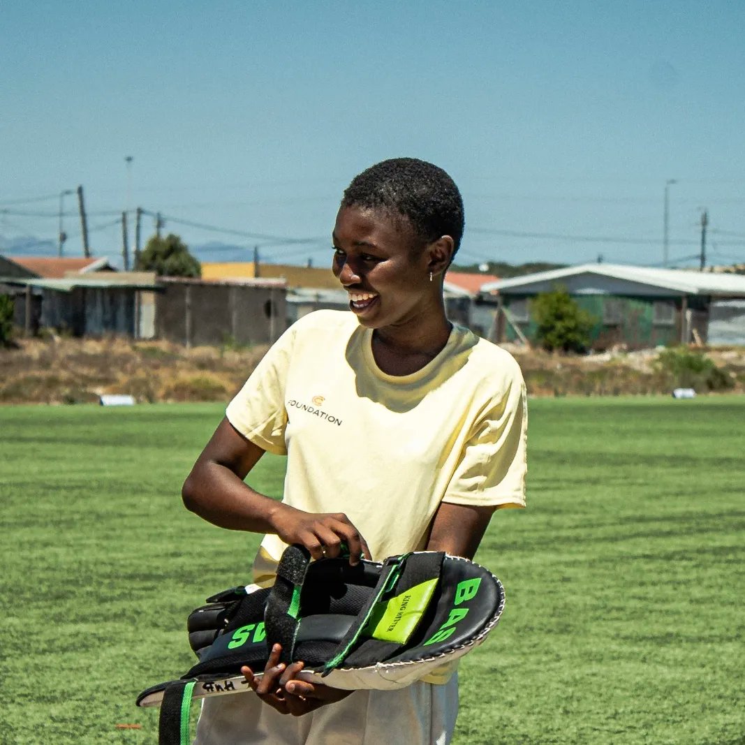 It's been an amazing week in South Africa to launch our project with <a href="/CATCH_Trust/">CATCH Trust</a> - thanks to everyone who made it a success including our amazing ambassadors <a href="/Heatherknight55/">Heather Knight</a> <a href="/dunkleysophia/">Sophia Dunkley</a> @maiabouchier who were so incredible with the girls from Khayelitsha #CricketTwitter