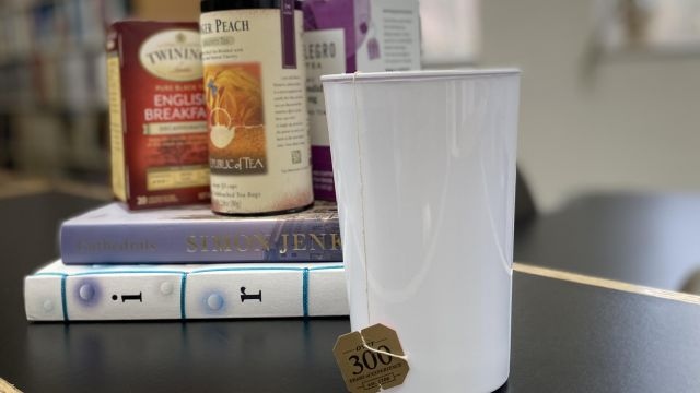 ncsulibraries's tweet photo. WELLNESS DAY IS TODAY! And the Libraries has lots going on!

MAKE A NOTEBOOK in the Hill Ask Us Lobby from 11:30am-1pm (just drop in!)
PET DOGS in the Hill Fishbowl Forum 12-1pm
TEA &amp; COOKIES in the Design Library 1-3pm https://t.co/g2rVUYIsHK
