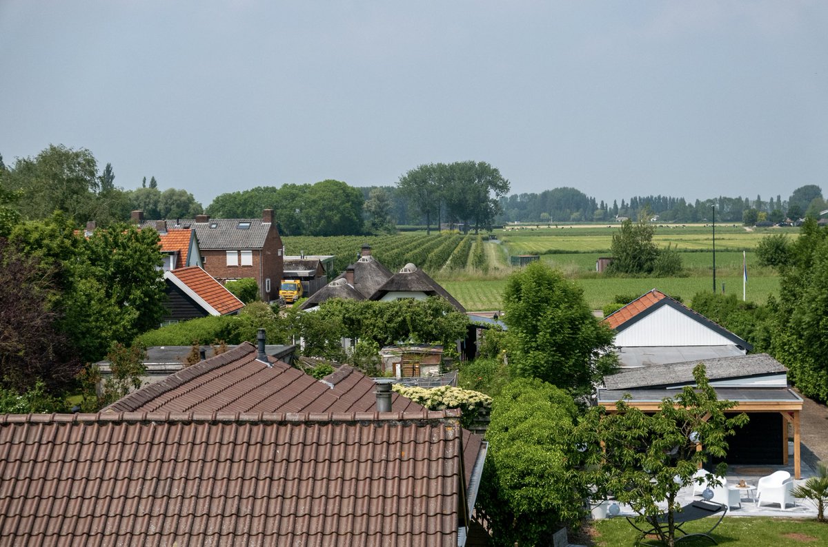 Onderzoek toekomst buitengebied West Betuwe

De toekomst van het buitengebied staat hoog op alle agenda’s. Op verschillende plekken in Nederland werken we met overheden en gebiedspartijen aan nieuwe perspectieven, zo ook in gemeente West Betuwe. 

👉 ruimtevolk.nl/projecten/onde…
