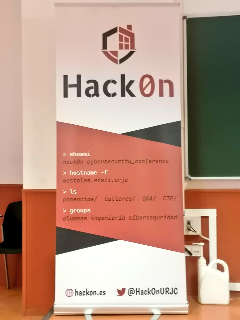 AngelSerranoPhD's tweet image. Seguimos... #HackOn #HackOn2023 #URJC #YoSoyURJC