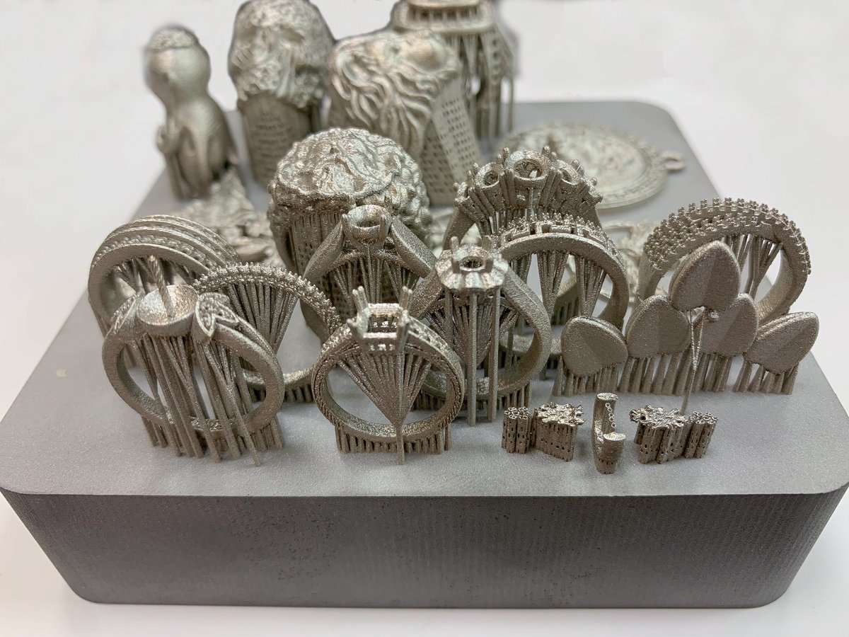 3dtiv's tweet photo. Experience the future of Jewelry!💎
Our high-quality materials and attention to detail ensure stunning and long-lasting pieces you’ll cherish for years to come.
#3dprinting #3dprint #shapingyourideas #jewelry #metal3dprint #metaljewelry https://t.co/TITo004bKz