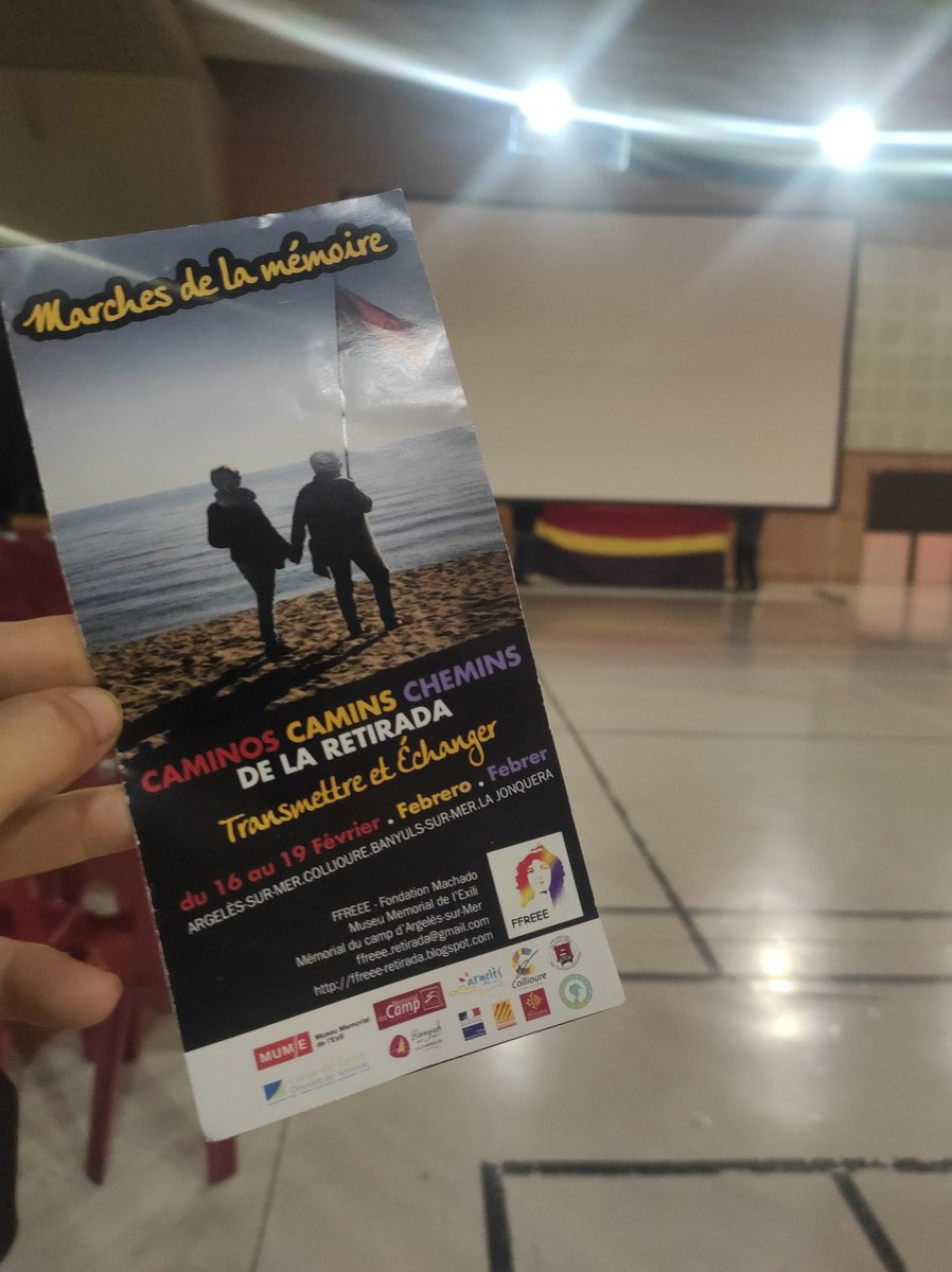 Hoy volvemos a Francia para estrenar  <a href="/cartaspeli/">Las Cartas Perdidas</a> en los lugares de #memoria donde rodamos como <a href="/Argelessurmer/">Argelès sur Mer</a>  #FEREEE  #laretirada <a href="/SE_MemoDemo/">Secretaría de Estado de Memoria Democrática</a> <a href="/MRivesaltes/">MemorialRivesaltes</a> Gracias por el apoyo para contar nuestra historia #Memoria