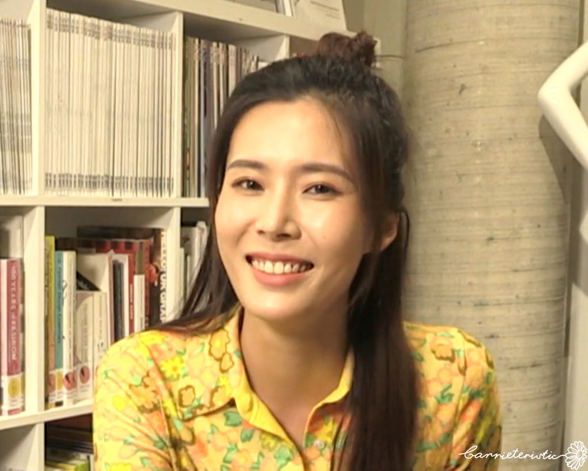 Carrieteristic_'s tweet photo. |#衣衣不舍 - EP 9|
姐姐又再次回到衣衣不舍啦！今晚八点，记得锁定这场 “友情第一” 的PK！🫣✂️

P.s. 觉得姐姐可以考虑开店设计衣服的请举手🙋‍♀️

#FashionRefabbed 
#CarrieWong #黄思恬 https://t.co/rAFZR52hVu