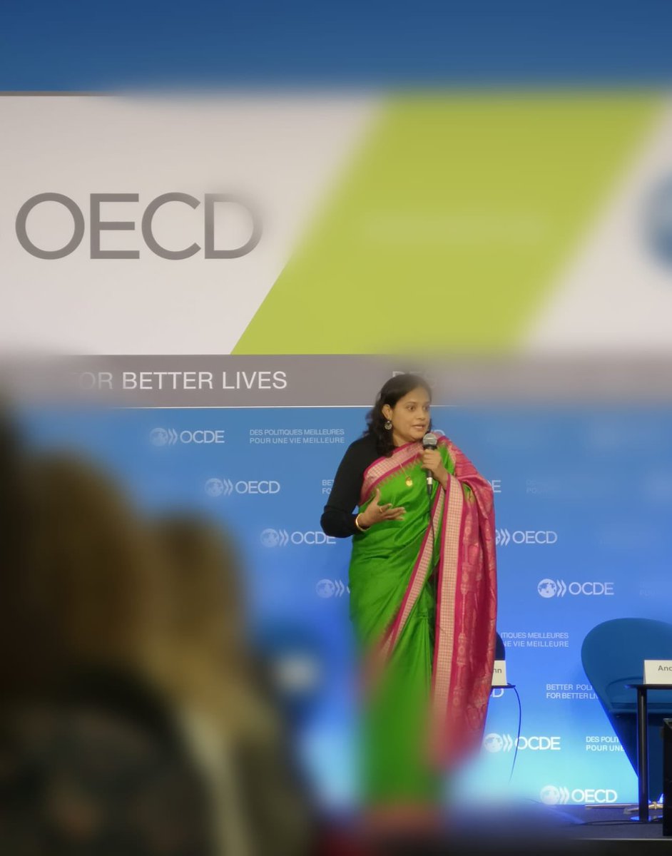 NazmaAkter73's tweet photo. Happy to be a part of OECD 2023 due diligence opening session as a key note speaker! In Paris.
#garments worker need union right and Living wages! https://t.co/wsFn6WexoL