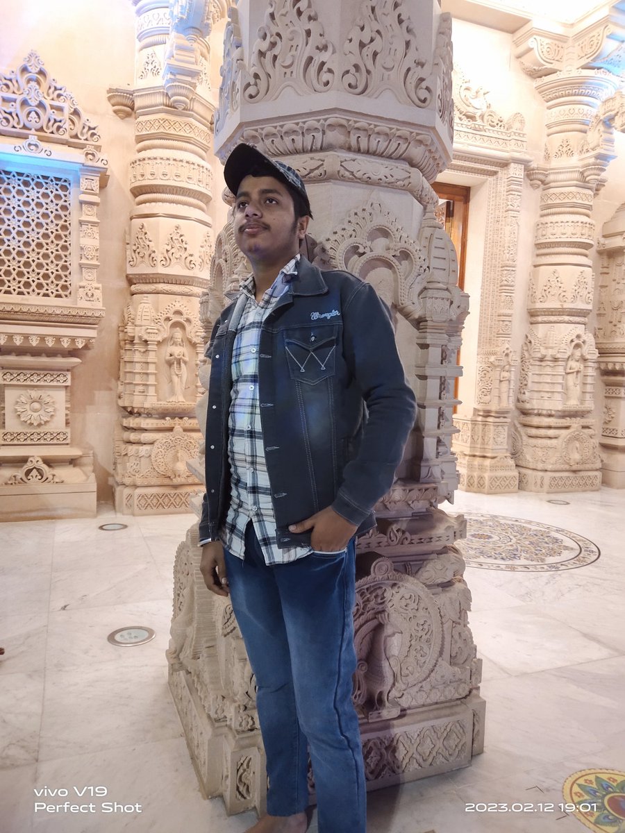 WhiteDevil1005's tweet photo. #whitedevil100 #tweet #tweeter #Trending #whitedevil #whitedevil100 #100 https://t.co/RopTKUvVAI