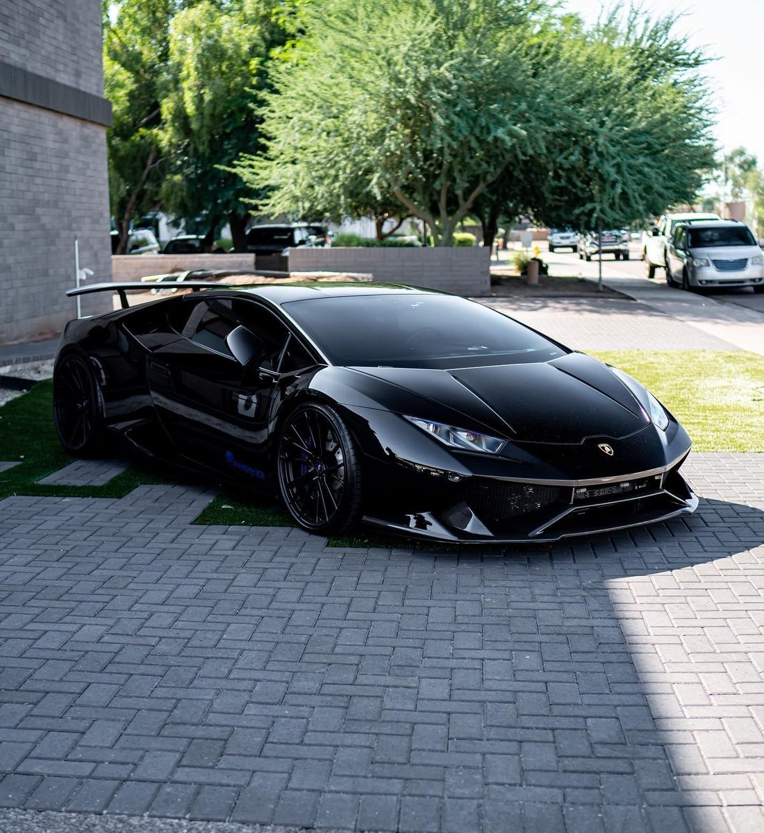 CelebritiesLover on Twitter "RT DailyLamboTM Blacked out