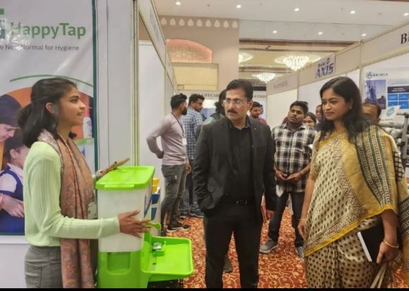 cssagim's tweet photo. Ms. @GalvankerSnehal from #CSSAGIM attended @INKWASH_summit & Exhibition organized by Goa State Urban Development Agency in collaboration with WASH Innovation Hub (WIH) @ASSOCHAM4India Goa.
Thank you, @Darshanaspdk, for the invite.
#innovations #SocialImpact #sanitation https://t.co/SsRZEERskK