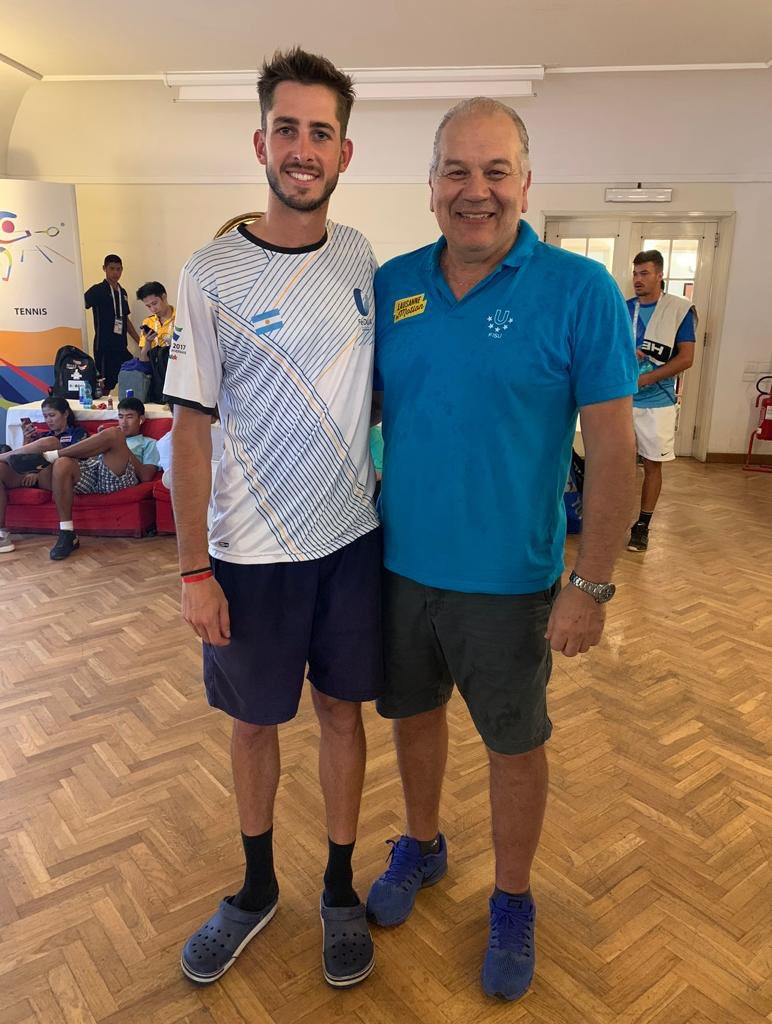 DrMartinezUNLaM's tweet photo. Con profundo pesar, envío mis condolencias a la familia de Nacho Ortega y a sus seres queridos. Esta noticia enluta al tenis universitario y a nuestra comunidad.

Nacho representó a la UNLaM y al país en Taipei 2017 y en Nápoli 2019. Lo llevaremos por siempre en nuestra memoria. https://t.co/FKdeHC4gwf