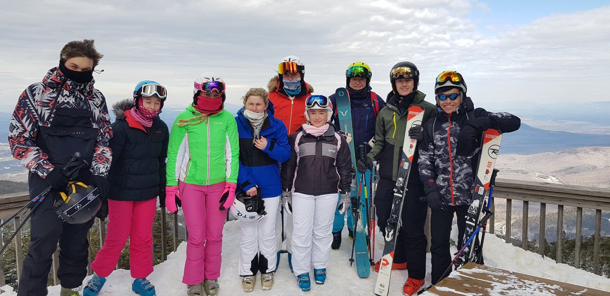 WHSTrips's tweet photo. Top Guns shredding Cannon today🎿👏#windy&amp;icy https://t.co/SCJm9tc1is