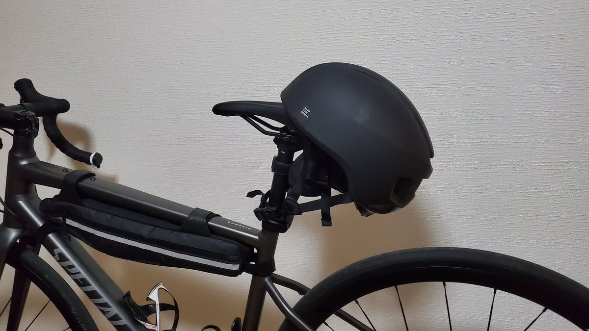 _evrs's tweet image. やっとヘルメット買えた！！
街乗り多いのでカジュアルめのやつ☺️