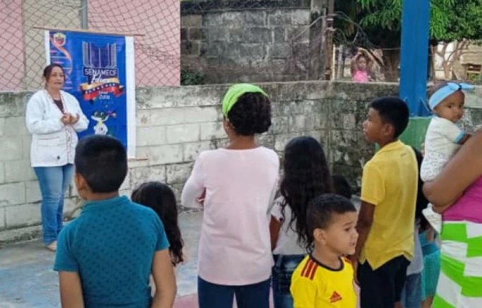 📚#SenamecfEduca | Un total de 87 niños y niñas pertenecientes a Cabimas y El Rosario de Perijá del estado Zulia, fueron sensibilizados a través del programa preventivo de Senamecf Educa. 
#CarnavalesFelices2023