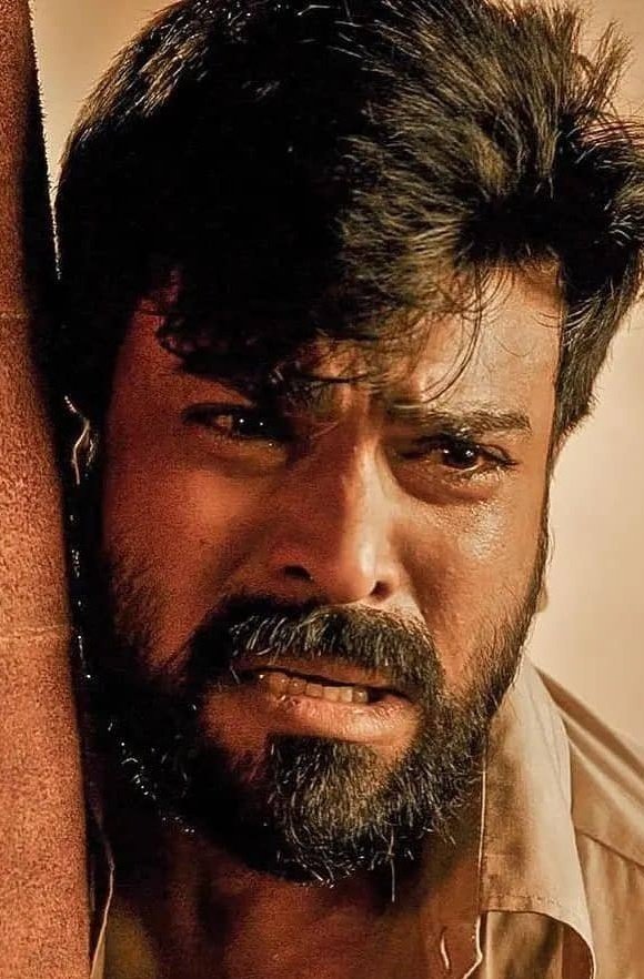 Immanuel_iiimmu's tweet photo. Who is Man of Masses
#JrNTR 🔄 🆚 #RamCharan ❤
#NTR𓃵 #NTR #NTRGoesGlobal #NTRforOSCARS #RRRMovie #RRR #NTR31 #ramcharanforoscars #ManOfMassesNTR #ManOfMassesRamCharan #RC15 #rc15updates #Tollywood #Telugu #Entertainment #news #DHTelugu #Dailyhunt https://t.co/QYuzQ3Rc2N