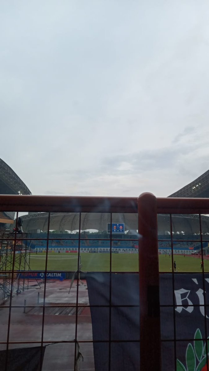 terima kasih sudah berjuang! keep your head up <a href="/Persija_Jkt/">Persija Jakarta</a>