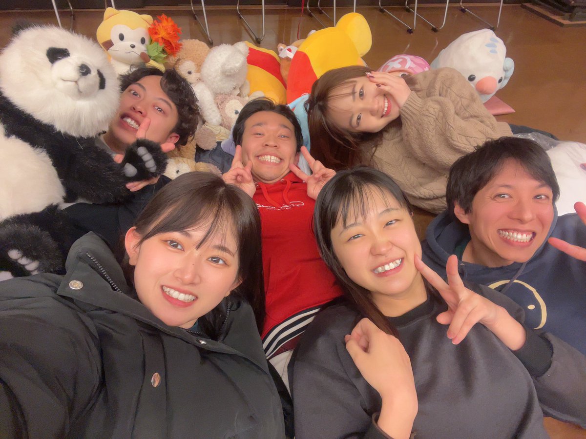 melon_ikksrn's tweet photo. 今日は小屋入りでした！
いよいよ明日から「つながぁる」始まります。
換気のため、会場が寒くなる可能性がございます。
暖かくしてお越しくださいね☺️
出演者スタッフ一同、皆様のお越しを心よりお待ちしてます！🌸 https://t.co/MIGm01QYWx