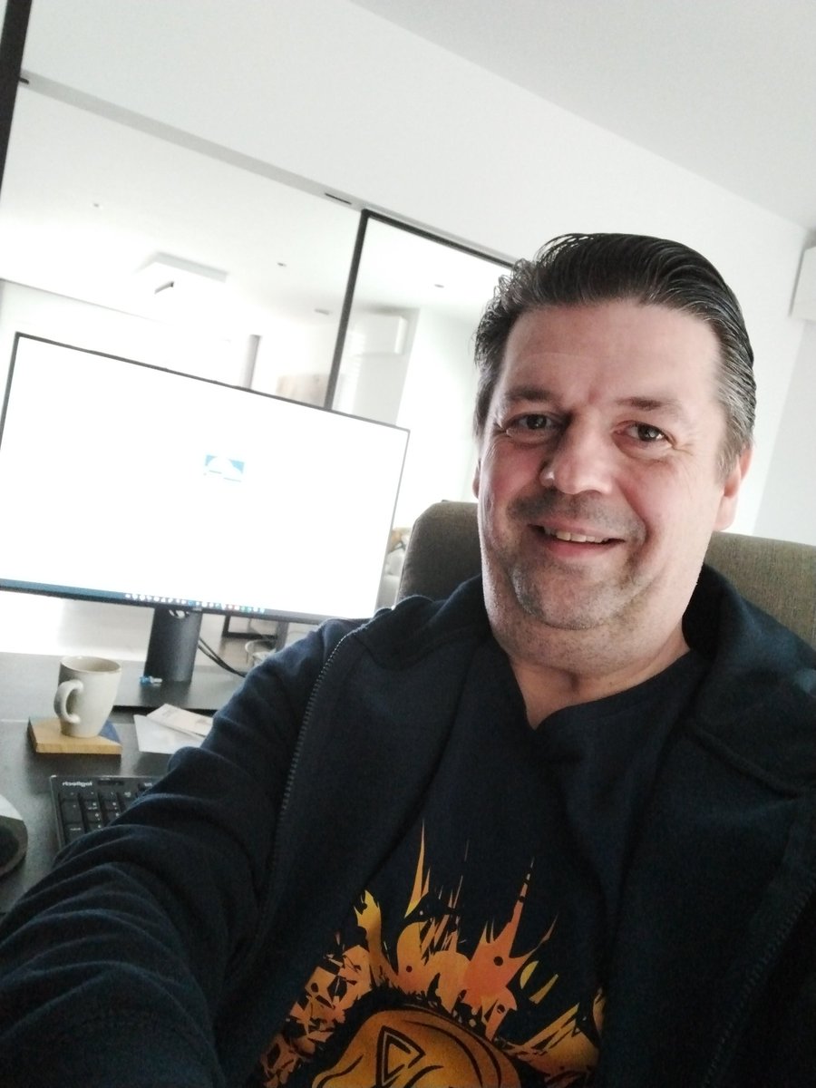 dawoe21's tweet image. Happy 18th birthday @umbraco. Already 15 years ago we first met. #umbraco #umbracoTees