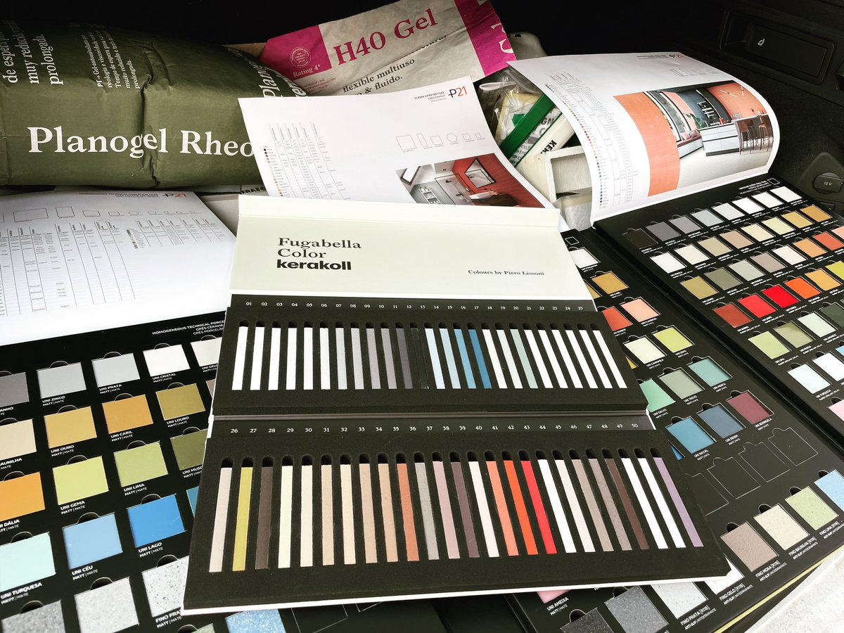 Con ‘Fugabella Color’ puedes dar rienda suelta a tu imaginación para combinar juntas de colocación con cualquier recubrimiento cerámico, de cualquier formato, 50 Colores. Además dispones de los mismos 50 colores con nuestra junta elástica ‘Silicone Color’ <a href="/kerakoll/">Barok</a> #tileofspain