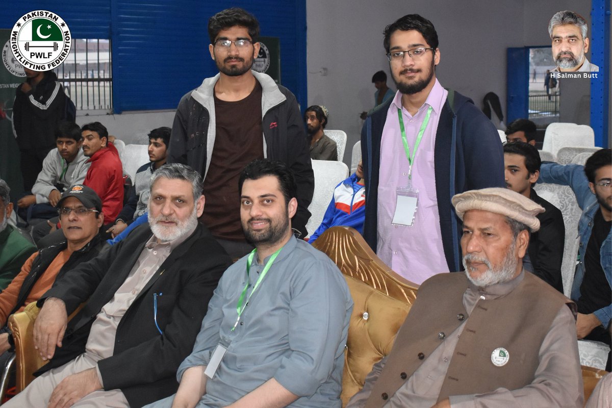 PakWLfederation's tweet photo. Some powerful clicks of Day 01 of Punjab Inter Club and Memorial Weightlifting Gala that is happening right now at Punjab university weightlifting academy Chauburji, Lahore
@SportsBoardPak @Sports_BoardPB @NOCPakistan @CMShehbaz @officialemazari @WahabViki https://t.co/9mbVHTRoyg