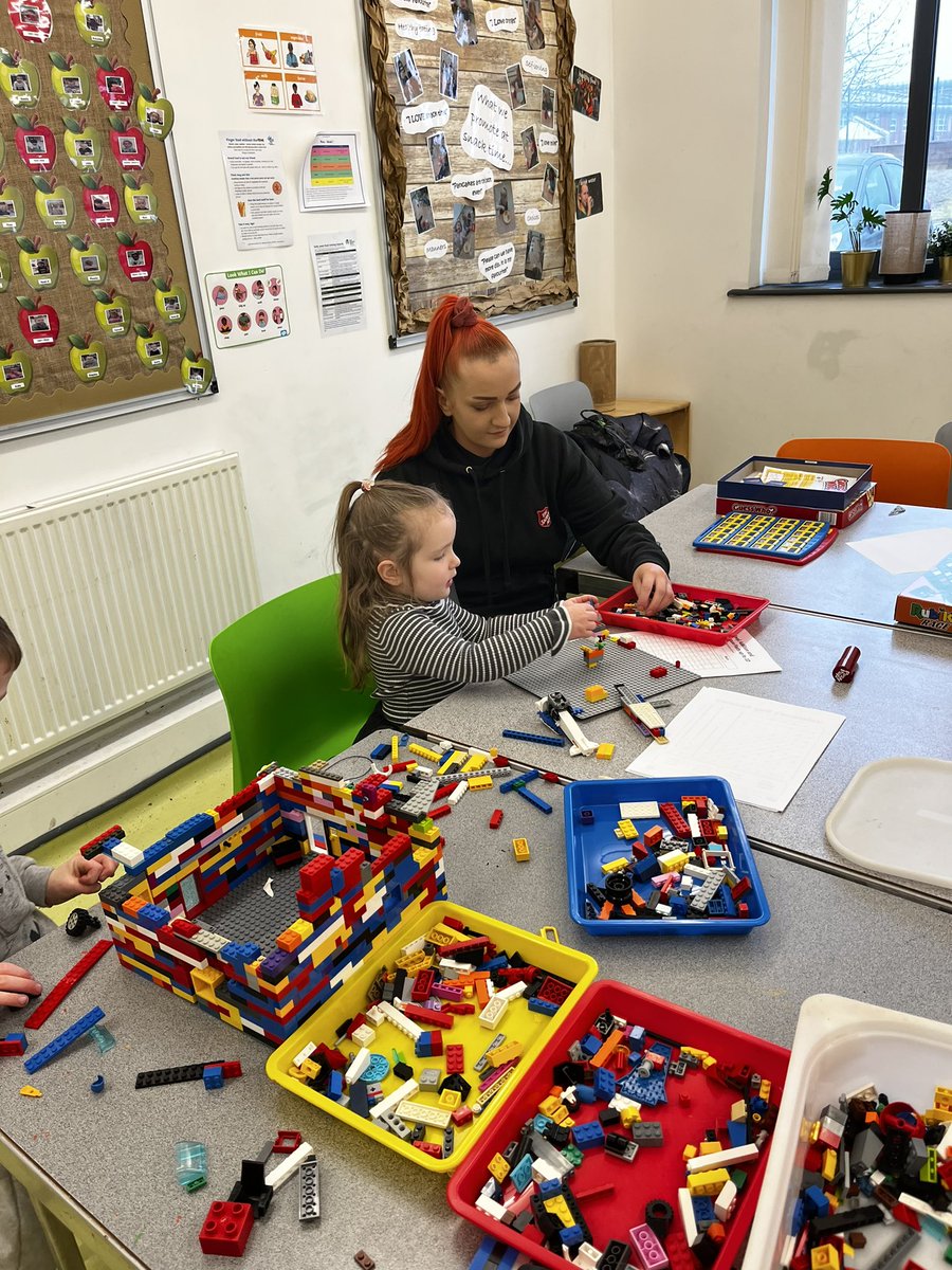 Lisa Fowles tweet media