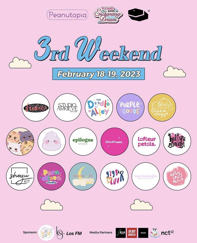 shuasmaid's tweet photo. Anyway aku &amp; @bukie___ akan ada di pland tanggal 18-19 di booth 1!! please do not hesitate to say hi to us!! 🤍🤍 https://t.co/iQ8OnT1Ff0