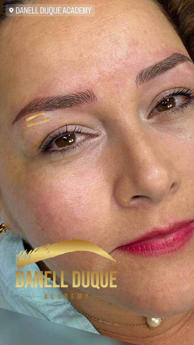 danellacademy's tweet photo. Que dices las clientas de Danell Duque?
#danellduque
#microblading
#microshading
#powderbrows https://t.co/0LyrcE6Khr