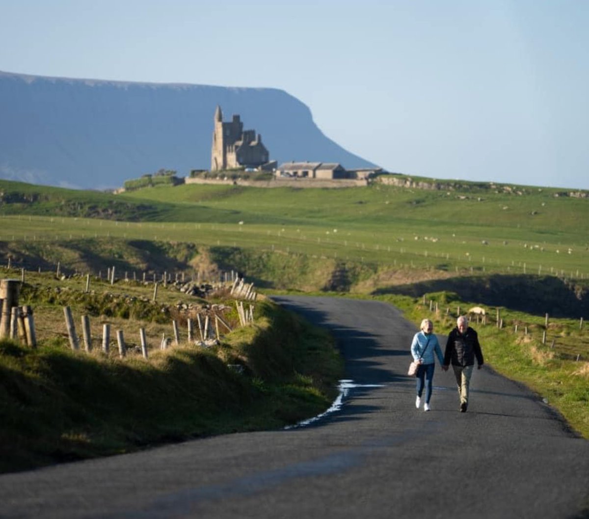 QuaysideSligo's tweet photo. ❤️WIN A SLIGO STAY ❤️ we have a stay in the Radisson Blu Hotel &amp; Spa, Sligo with a €50 shopping voucher for Quayside to treat you to! 
💌 RT to enter! 

#lovesligo #shopsligo #staysligo #shoppingbreak #sligohotelstay #visitsligo https://t.co/Xtx40FVCwS