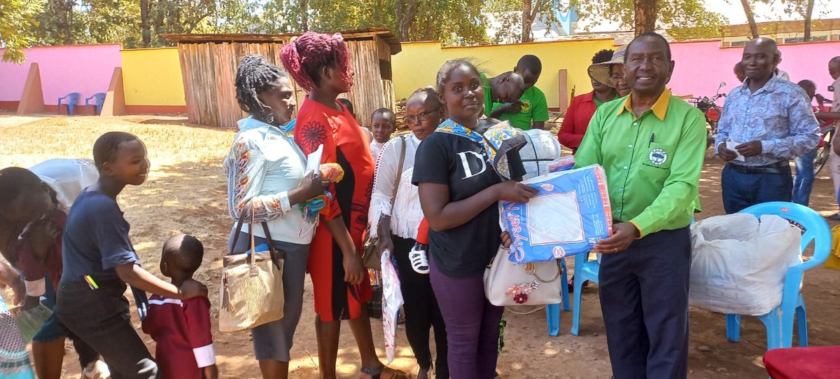 NeemaHeep's tweet photo. On Sunday February 12th 2023, we were able to distribute mosquito nets to the local community at ACK Mumbuini Church in Kirinyaga County. A total of 120 infants received the nets.

#NeemaHeep https://t.co/vn9Bka23AQ