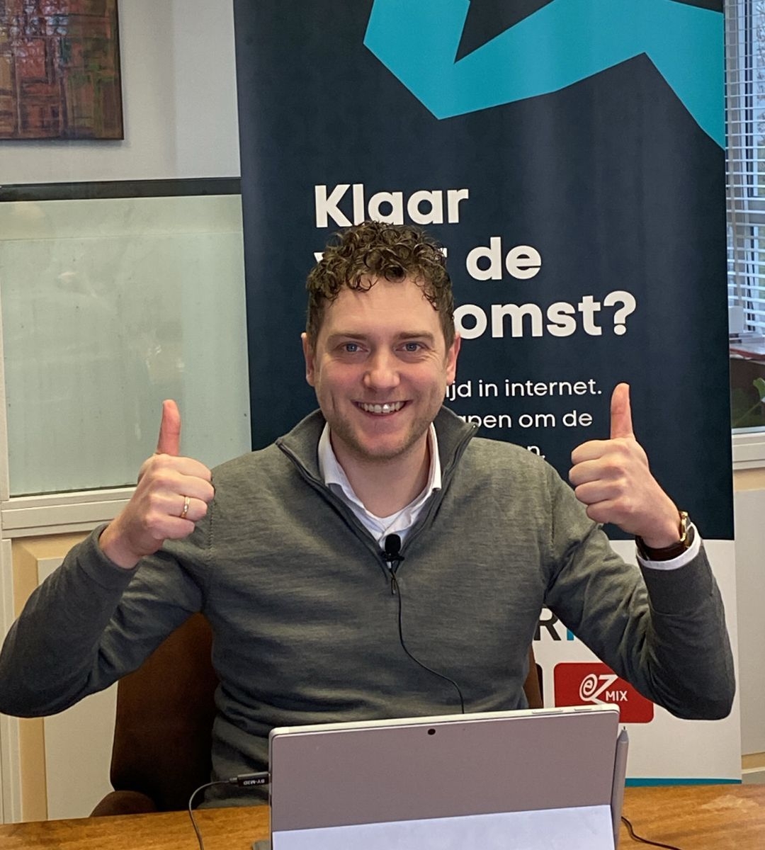 IJzersterk_'s tweet photo. 🎥 De eerste webinar zit erop en was een groot succes!  Alle kijkers bedankt voor het meedoen!   https://t.co/D0JBCftSmY https://t.co/M9PchigSXW