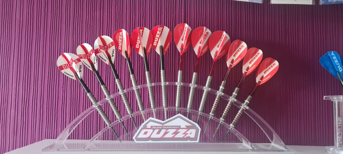 dave23smith's tweet photo. My favourite selection of darts, just need to track down some match used @Duzza180 now. 

@EagleDarts1 https://t.co/zRLBX1w81V