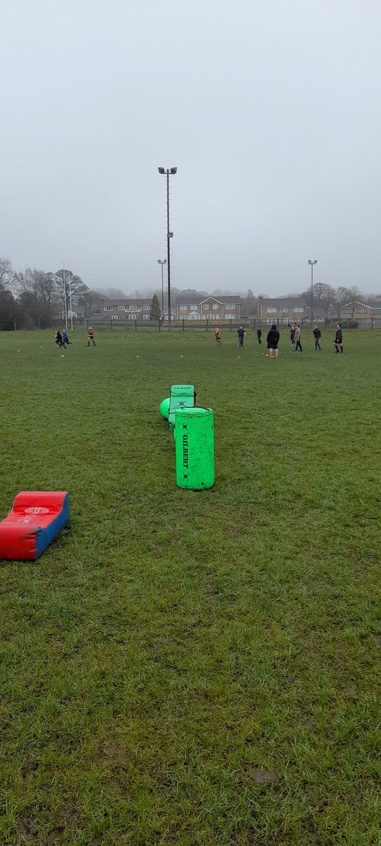 simon_finnan's tweet photo. Another nice wet day. Still see lads out from @Burnley_RUFC Juniors doing some rugby in the holidays #fun #friendships #newmates #rugby ๐๐๐ https://t.co/IbVOVYKISL