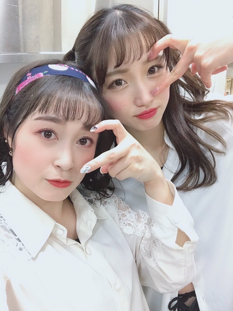 #YOASOBI公演
ありがとうございました🤍楽しすぎて自分の感情がコントロールできてないねってゆみねぇに言われて大爆笑しました。
なっつここちゃんとまいちゃんとお写真撮れてないの悲しい。。。声かけられなかった…