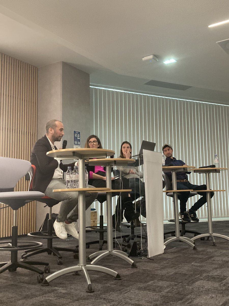 #IWantToBreak3
Et voilà, le premier talk dédié au Web3, c’est terminé !
Merci à celles et ceux qui ont suivi la présentation et merci aux intervenants 🙏 
<a href="/LaurentBainier/">Laurent Bainier</a> <a href="/chdollot/">charlotte dollot</a> <a href="/DG2/">Dimitri Granger</a> et Séraphie de Tracy