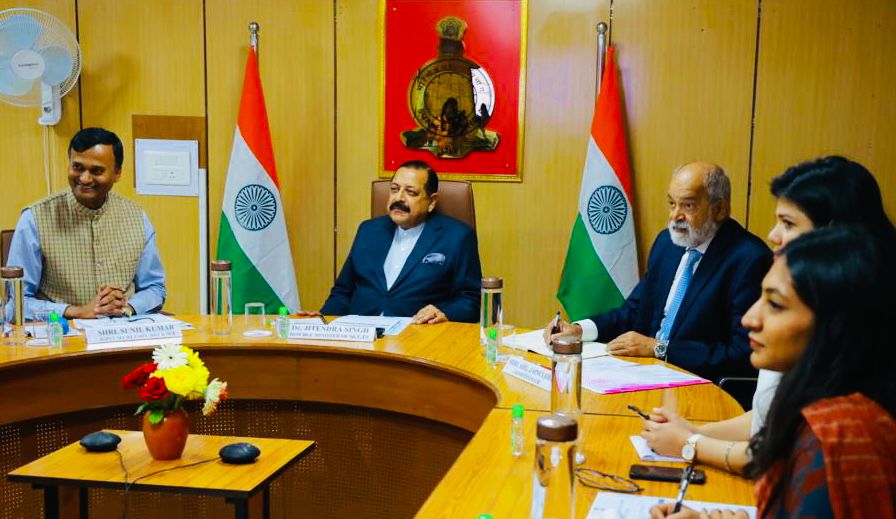 DrJitendraSingh's tweet image. Convened meeting of officials of National Institute of GeoInformatics Science&Technology #NIGST,only one of its kind in India,along with team of Capacity Building Commission at #Hyderabad.Online courses in #GeospatialTechnology to be made available through iGoT Karmayogi platform