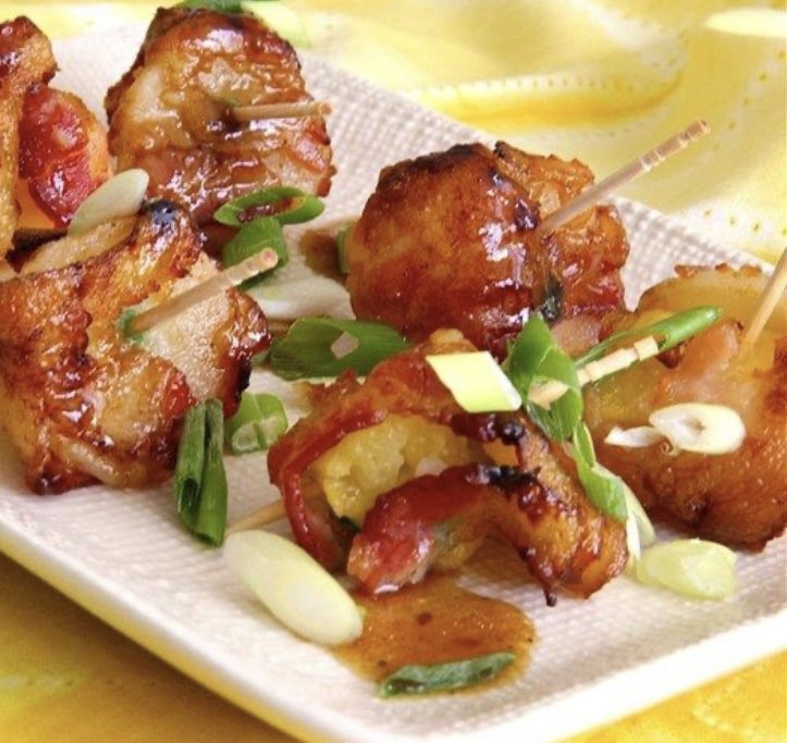 No more sleeps til the midwinter celebration! Come hungry to eat the delicious food being prepared. From rumakis and shrimp, English sandwiches and spanakopita, to French cheeses and charcuterie, we’ll travel the world while raising funds for enriching learning experiences!