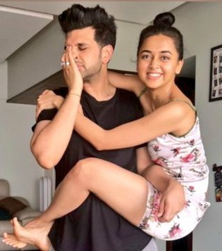 NavyaNehra's tweet photo. Most Trending Pair In Television?

Retweet 🔃: #TeJran   
Like ❤️: #PriyanKit 

#BiggBoss16 #BB16 #AnkitGupta #ValentinesDay  #PriyankaChaharChoudhary #KaranKundrra #TejasswiPrakash #MCStan #ShivThakare https://t.co/asO9KTvoSO