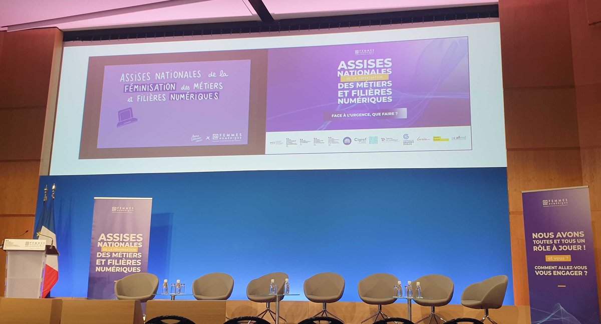 Asso_Animath's tweet photo. 🥳🤩 Aujourd'hui se tiennent les 1️⃣ères assises nationales de la féminisation des métiers et filières du numérique, organisées par @FemmesNumerique 🤩🤩 #Animath y assiste et veille à toujours consolider et faire évoluer ses actions @FillesEtMaths https://t.co/RkJp3zACve