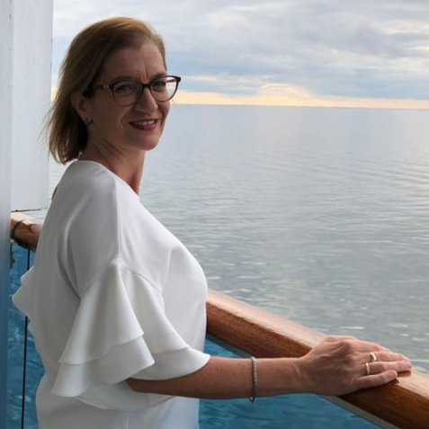 GVASalud SantJoanAlacant (@gvasaludstjoan) on Twitter photo Día triste hoy en el #HUSJA. Lamentamos la pérdida de la doctora Pilar Zuazola, Jefa de Sección de Cardiología
A pesar de las adversidades sufridas desde que se incorporó en 2019, ha sido tenaz hasta el final luchando por mejorar el servicio Día triste hoy en el #HUSJA. Lamentamos la pérdida de la doctora Pilar Zuazola, Jefa de Sección de Cardiología
A pesar de las adversidades sufridas desde que se incorporó en 2019, ha sido tenaz hasta el final luchando por mejorar el servicio