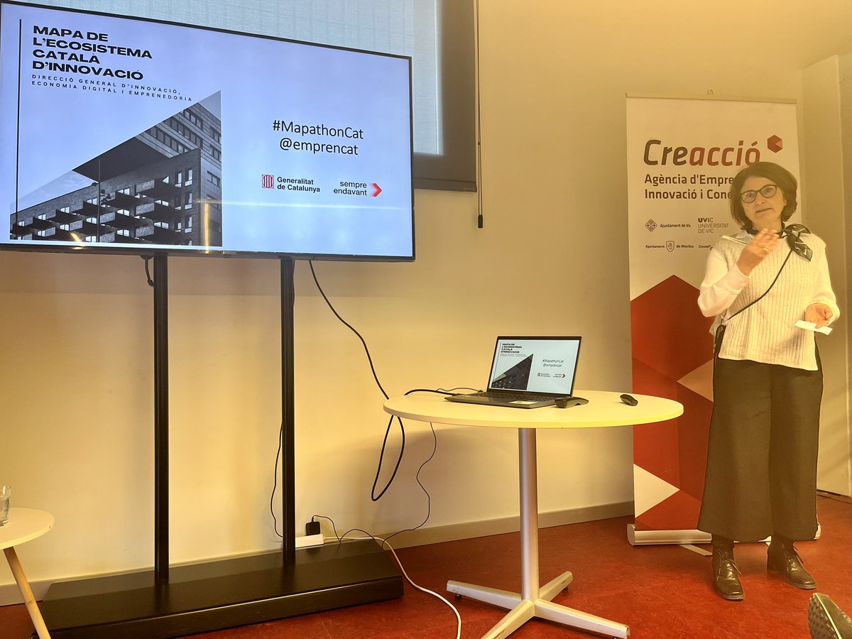 🗺️ Finalitzem la #MapathonCat #Vic al <a href="/VIT_Osona/">VIT</a> amb <a href="/acornella/">alfons cornella</a>.

👏🏻Gràcies per les vostres experiències d’#innovació: <a href="/PepCampas/">Pep Campàs M.</a>, Clara Guasch @GirbauLab, <a href="/CarlotaRieraC/">Carlota Riera</a> <a href="/UManresa/">UManresa</a>, Miguel A. Irigoyen <a href="/guifinet/">guifi·net</a>, Toni Reig <a href="/proquimia71/">Proquimia</a>… i als que ens heu acompanyat.