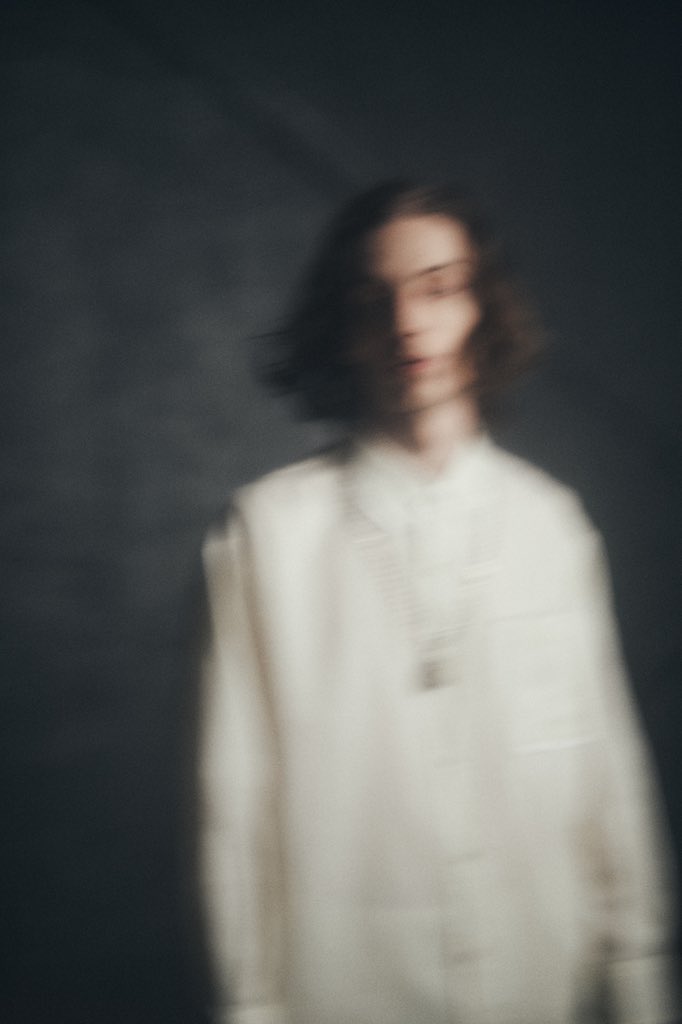 blank_jpn's tweet photo. blank 2023SS “Redo” Exhibition 
2/18(Sat)-2/23(Thu)
at CLspace Shibuya
150-0041 渋谷区神南1-3-2 久保井ビル5F
- - 
Photo/Artwork : Sho Makishima 
Hair/Makeup : konatsu 
Model : Reuben ( BRAVO models )

Direction : Keisuke Atobe
Production Manager : So Morozumi https://t.co/2Ab2nymcYF