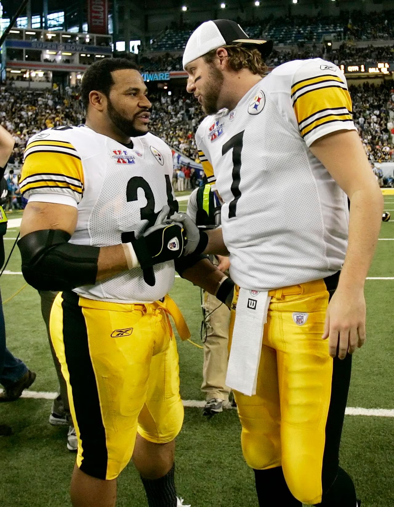 Happy Birthday to Jerome Bettis! The wheels on the bus, go round and round! 
