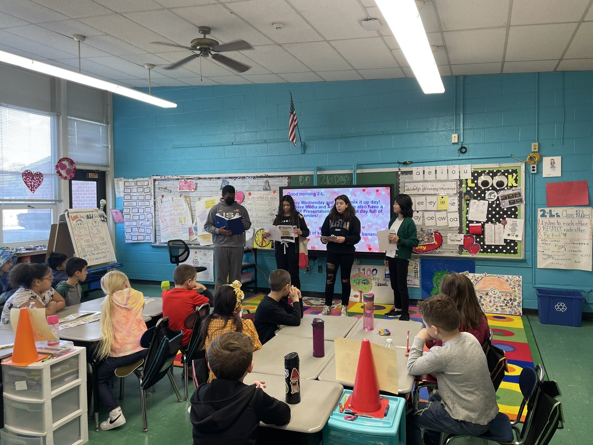 LabrosseKristy's tweet image. Thank you @NewMilfordHS_NJ for bring the BUDDY program to 2L. We learned so much and enjoyed meeting our new high school buddies. #NMUKNIGHT @NMGibbs_NJ