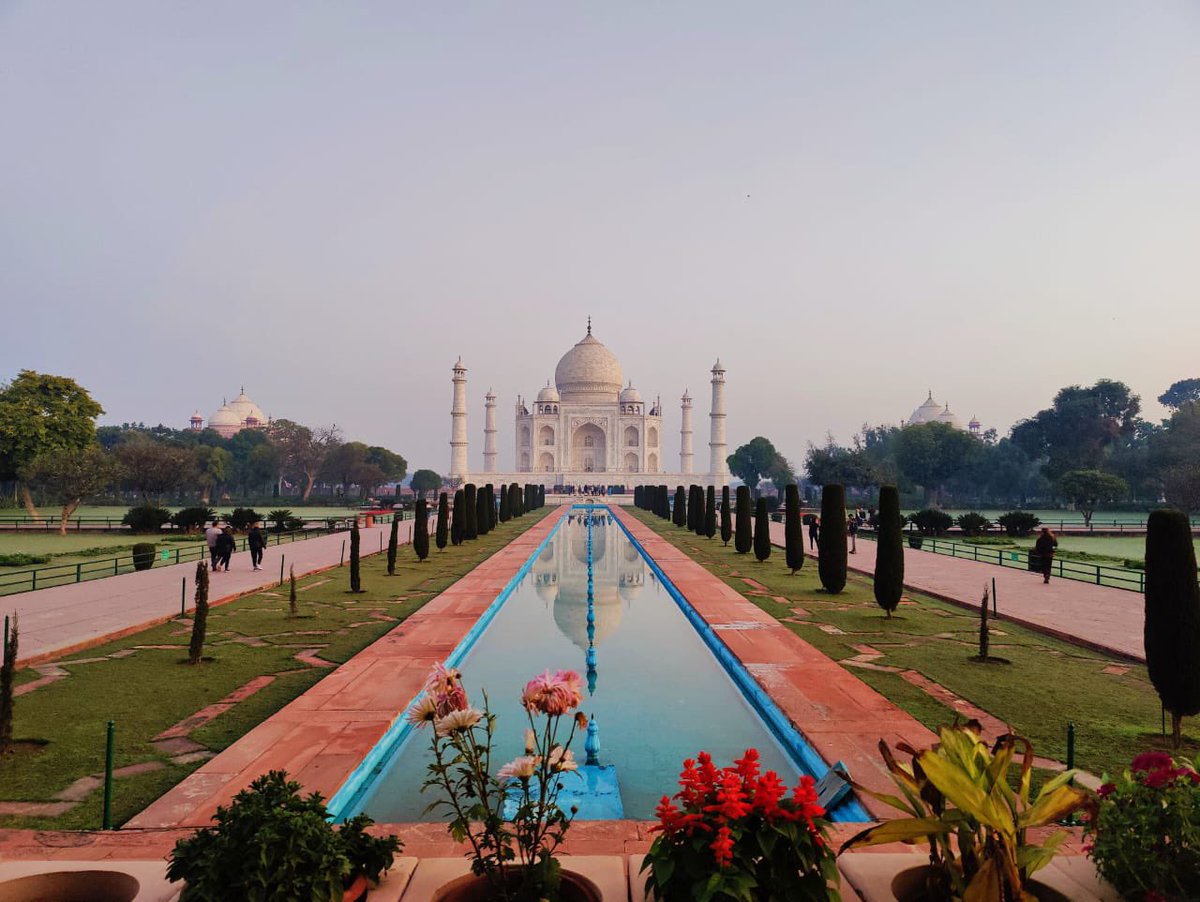 BhaumikBheda1's tweet image. Day 2 Thread is live! 🙌🏻❤️

Highlight - Sunrise at the Taj Mahal 🕌🌅
Shot on @oneplus 9 Pro
#ShotonOnePlus #OnePlus9Pro #ShotOnSnapdragon @Snapdragon #SnapDown 

community.oneplus.com/thread/1267789…