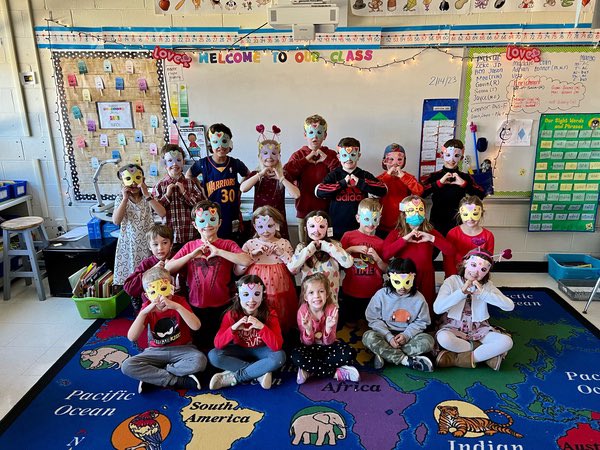 These love bugs loved their Valentines! #beartavernpride