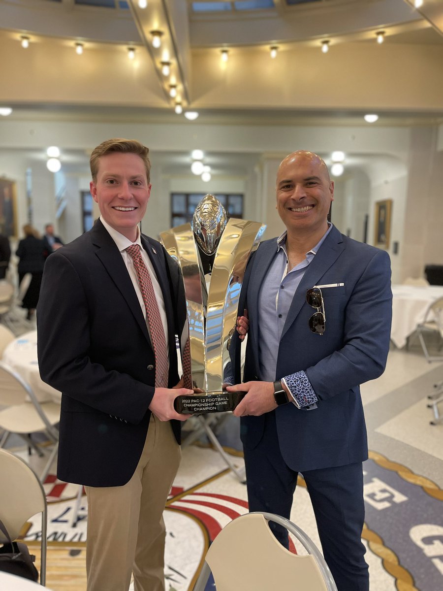 BassamSalem's tweet photo. It's a lot heavier than it looks.

Thank you, Jason and Natalie, for bringing and showcasing the @pac12 football championship trophy recognizng @UUtah.

TaylorV, bravo to you for a job very well done representing the student body on the board.

Go Utes! https://t.co/5KiaKKkWkg