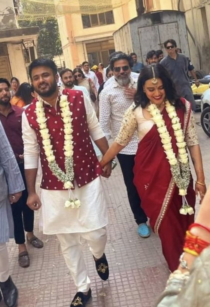 AdvAshutoshBJP's tweet photo. JUST IN: Today marks a day of celebration for the country of 100 crore Hindus when Swara Bhasker confirmed her departure from Hinduism. #SwaraBhasker

BHAIYA.         TO.          SAIYA. https://t.co/ddmAu1ZWxb