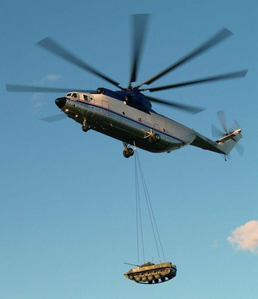 RAF_Luton's tweet photo. Photo of the Day: Puma helicopter carrying a B-008s Scorpion tank during the semi finals of the World Heli-Conkers Championship held in Slough. The Puma was disqualified after it was found the Scorpion had been soaked in vinegar overnight 

Photographed from a Canberra #AvGeek https://t.co/s11UXhkURs