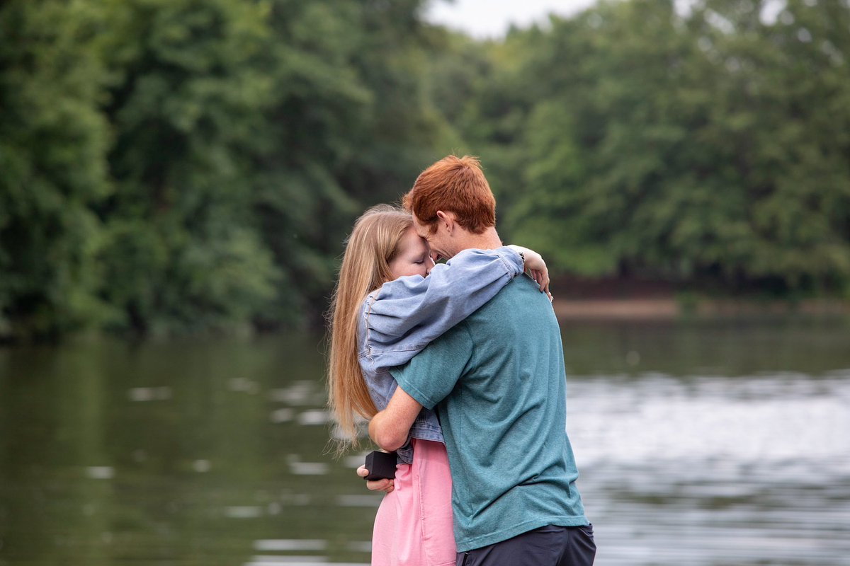 _Alex_Aperture_'s tweet photo. 💍💍Just the begining

#5dmarkiv #atlantaphotography #cannonphotography #cannon #atlantaphotographer #retouching
#engagementphotography #couples
#weddingphotography #engagementphotos
#photosinthepark #savethedate #piedmontpark https://t.co/bbCHUpjlm8
