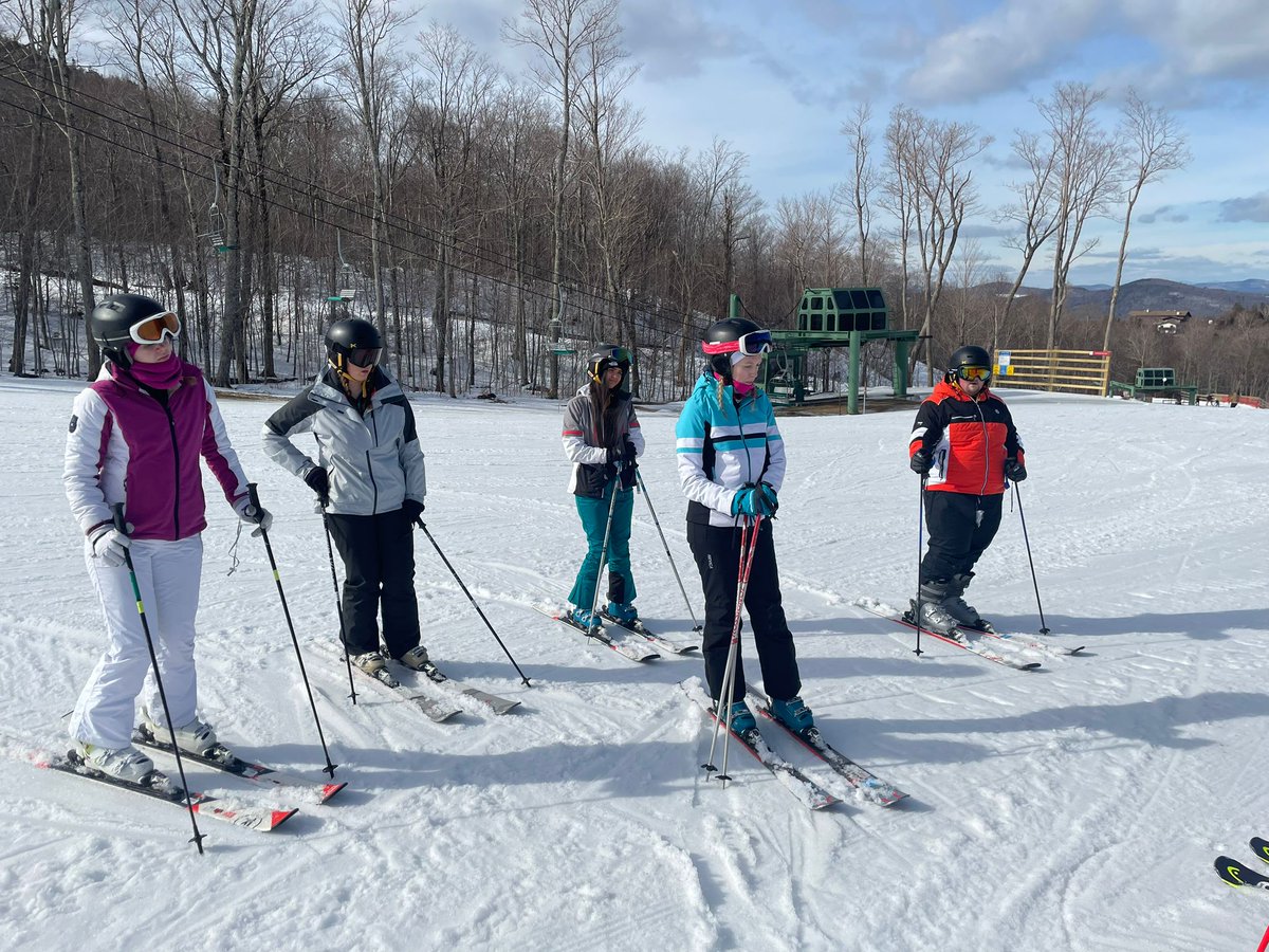 WHSTrips's tweet photo. More ski groups on Day 5 at Cannon https://t.co/br7bKFLBsO