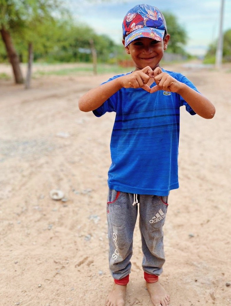 🧡🧡🧡
Desde La Corzuela, en la región de Fortín Dragones, adentrándonos en el norte salteño en Argentina. 

Te sumás con tu donación? patapila.org