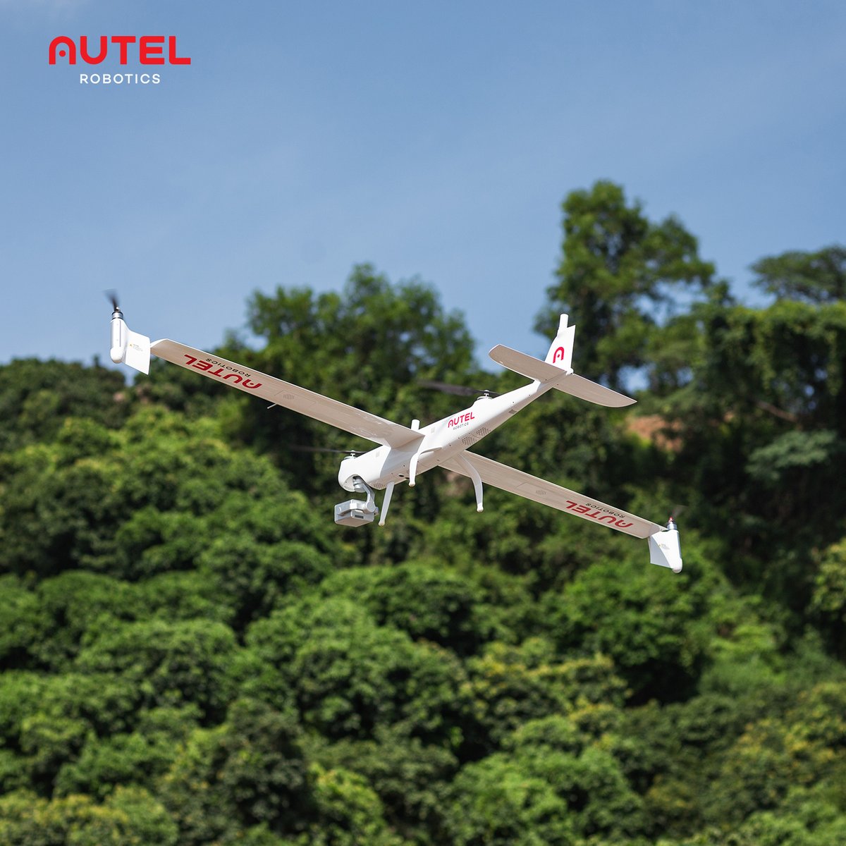 AutelRobotics's tweet image. When it comes to forest terrain, inspecting from the sky is often the way to go.
Designed for prolonged use, the #Dragonfish can be deployed from remote locations with long-range transmission capabilities to handle forest inspections.

 #Forestry #AutelRobotics